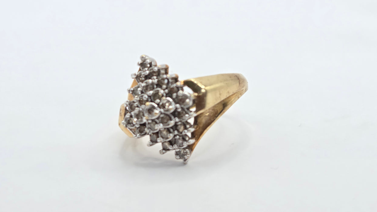 Vintage: 9ct Yellow Gold Diamond Signet Cluster Ring