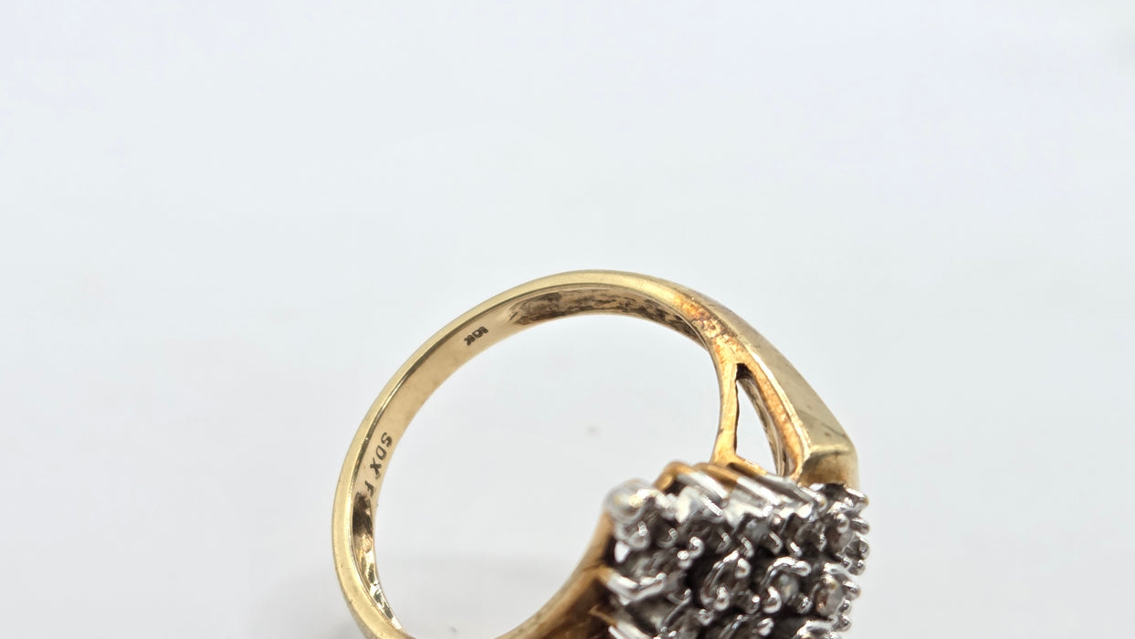 Vintage: 9ct Yellow Gold Diamond Signet Cluster Ring
