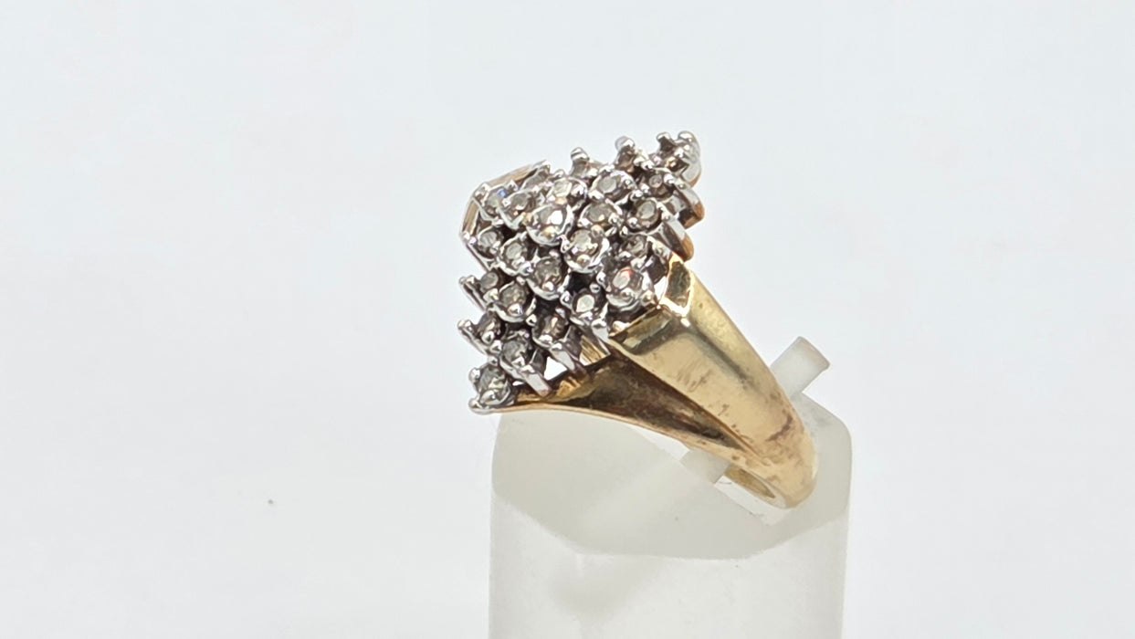Vintage: 9ct Yellow Gold Diamond Signet Cluster Ring