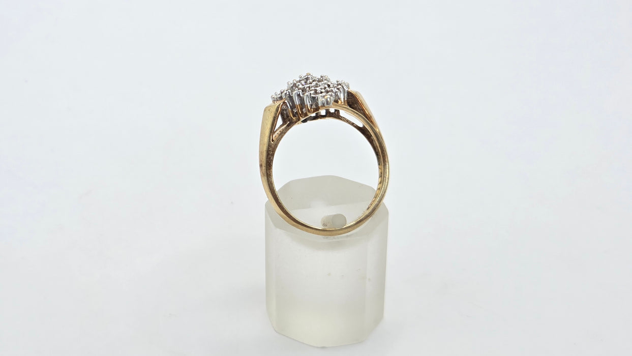 Vintage: 9ct Yellow Gold Diamond Signet Cluster Ring