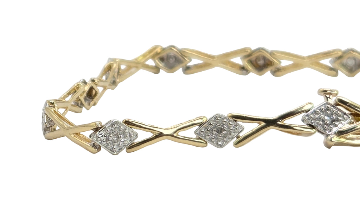 Vintage: 9ct Yellow Gold Diamond XO Link Bracelet