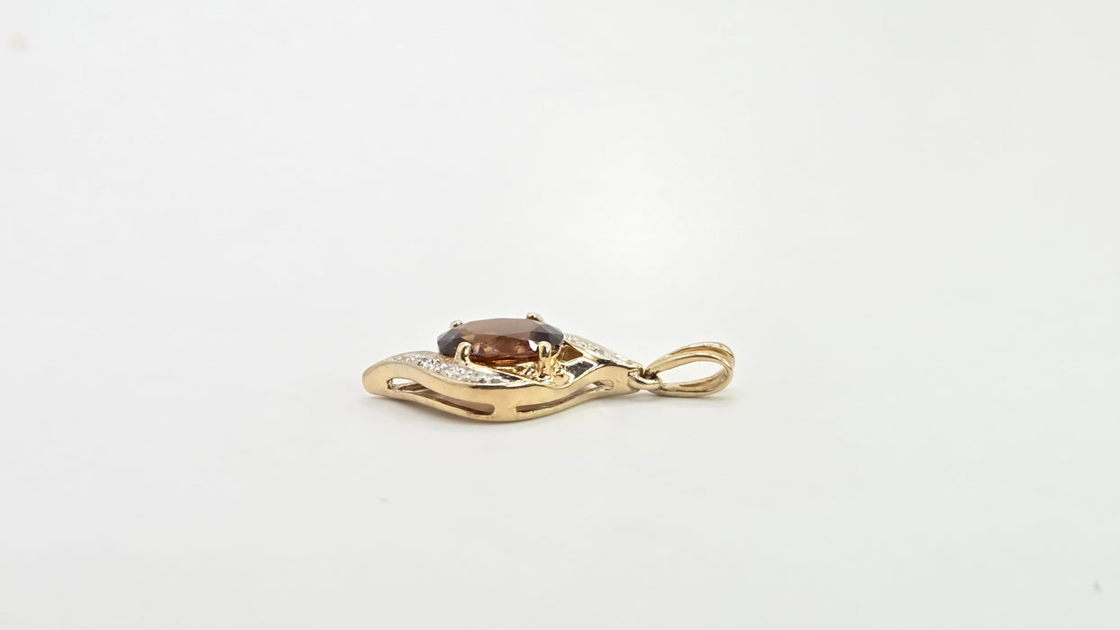 Vintage: 9ct Yellow Gold Golden Cognac Topaz & Diamond Pendant