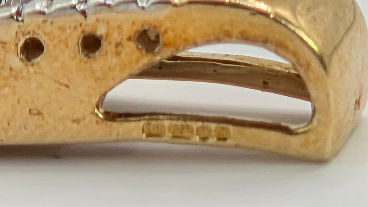 Vintage: 9ct Yellow Gold Three Row Diamond Bar Pendant