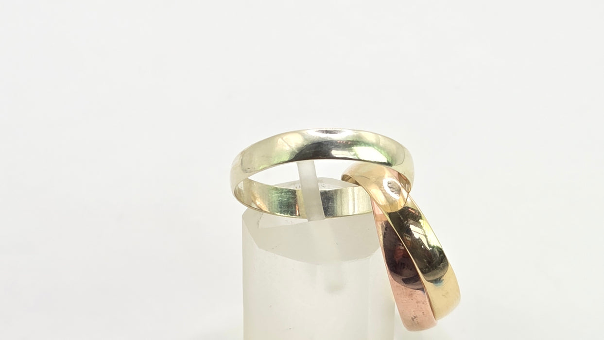 Vintage: 9ct Yellow, White & Rose Gold Russian Wedding Ring — From 1993