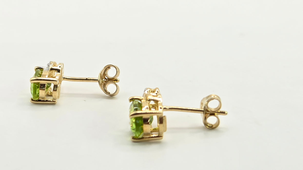 Vintage: 9ct Yellow Gold Peridot & Diamond Stud Earrings