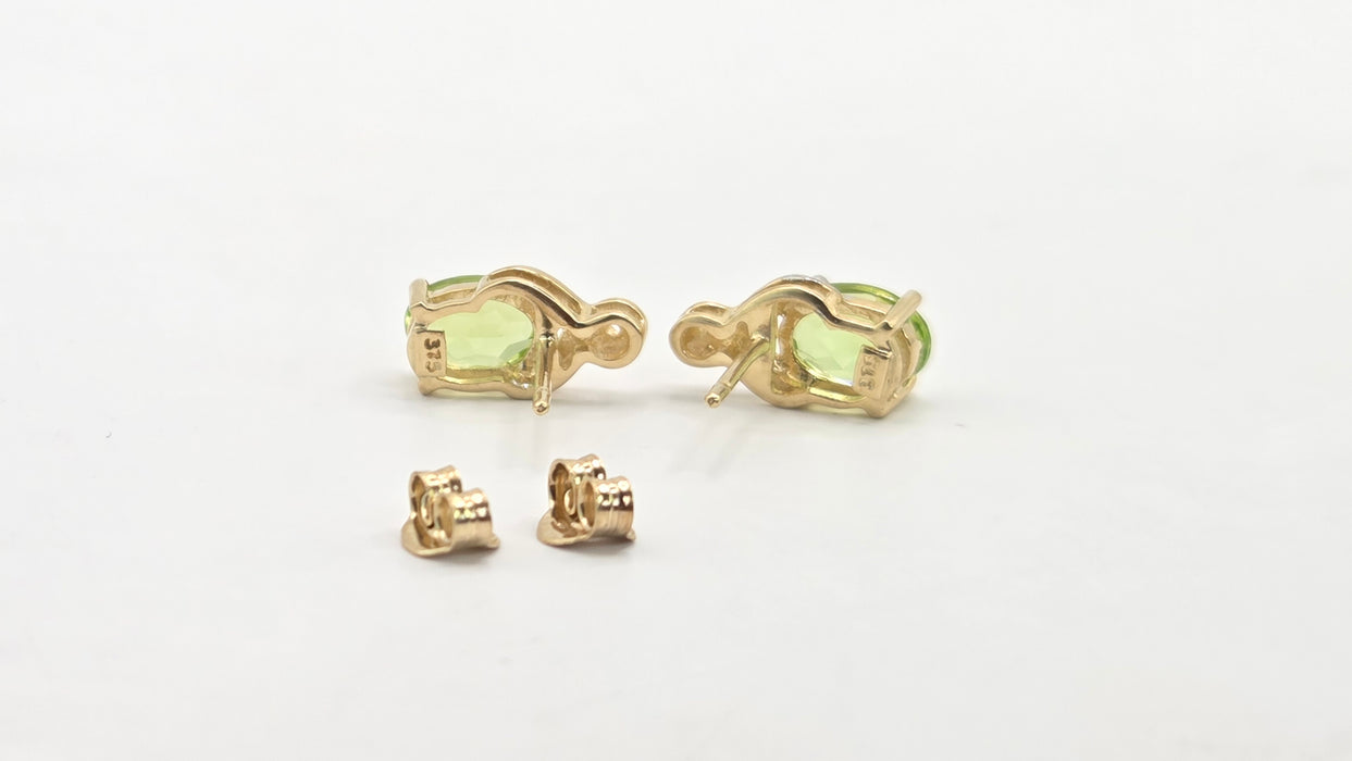 Vintage: 9ct Yellow Gold Peridot & Diamond Stud Earrings