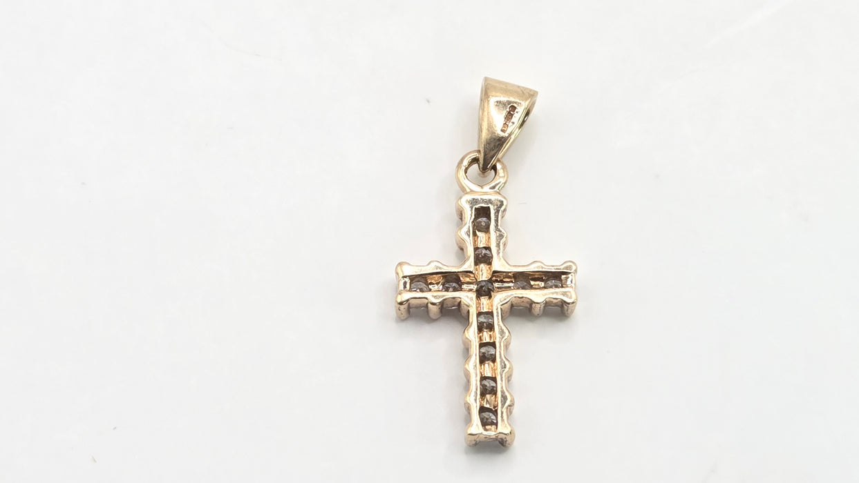 Vintage: 9ct Yellow Gold Diamond Cross Pendant