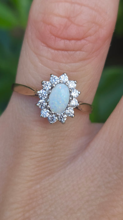 Vintage: 9ct Yellow Gold Opal & Simulated Diamond Ring