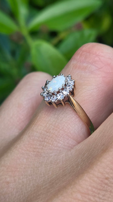 Vintage: 9ct Yellow Gold Opal & Simulated Diamond Ring