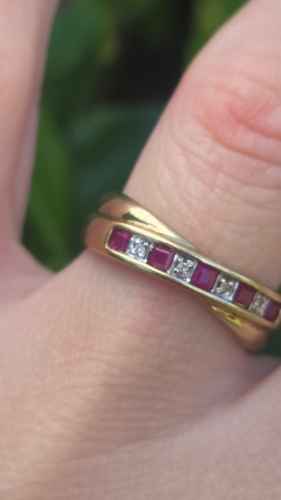 Vintage: 9ct Gold Ruby & Diamond Crossover Dress Ring