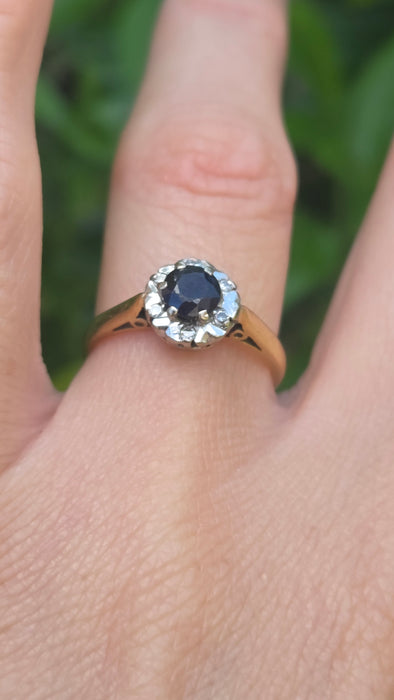 3561 Vintage 18ct Gold Sapphire and Diamonds - from 1976