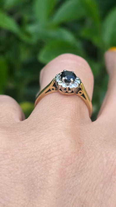 3561 Vintage 18ct Gold Sapphire and Diamonds - from 1976