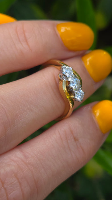 Vintage: 18ct Yellow Gold Three Stone Diamond Cross-Over Trilogy Ring — 0.50ct