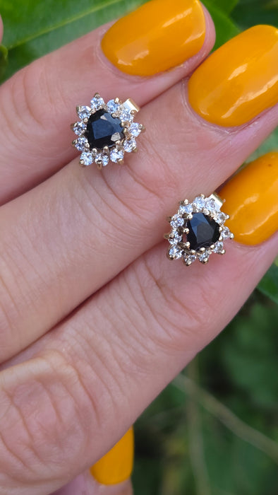 Vintage: 9ct Yellow Gold Sapphire & Goshenite Cluster Stud Earrings