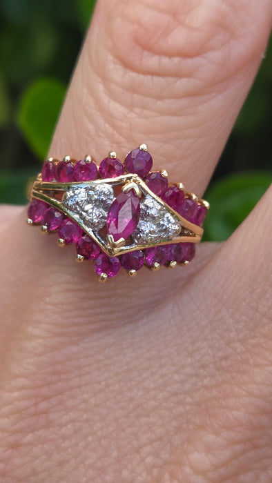 Vintage: 14ct Gold Art Deco Style Ruby & Diamond Cluster Ring