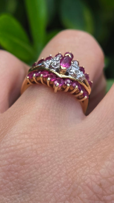 Vintage: 14ct Gold Art Deco Style Ruby & Diamond Cluster Ring