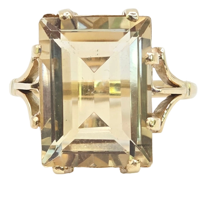 Vintage: 9ct Yellow Gold Pale Citrine Rectangular Solitaire Ring