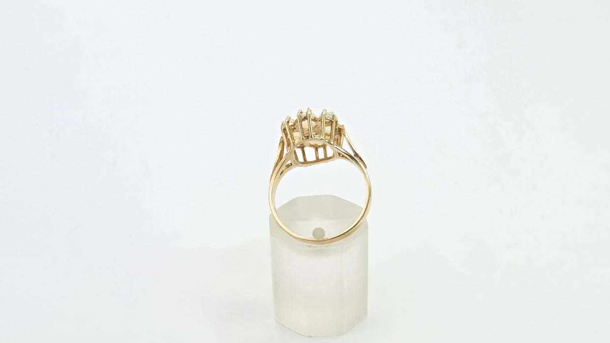 Vintage: 9ct Yellow Gold Nine Stone Opal Cluster Ring