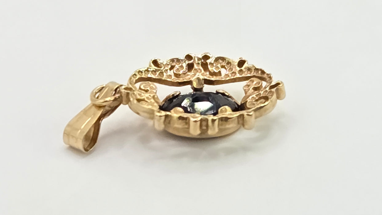 Vintage: 9ct Yellow Gold Sapphire Scrollwork Pendant