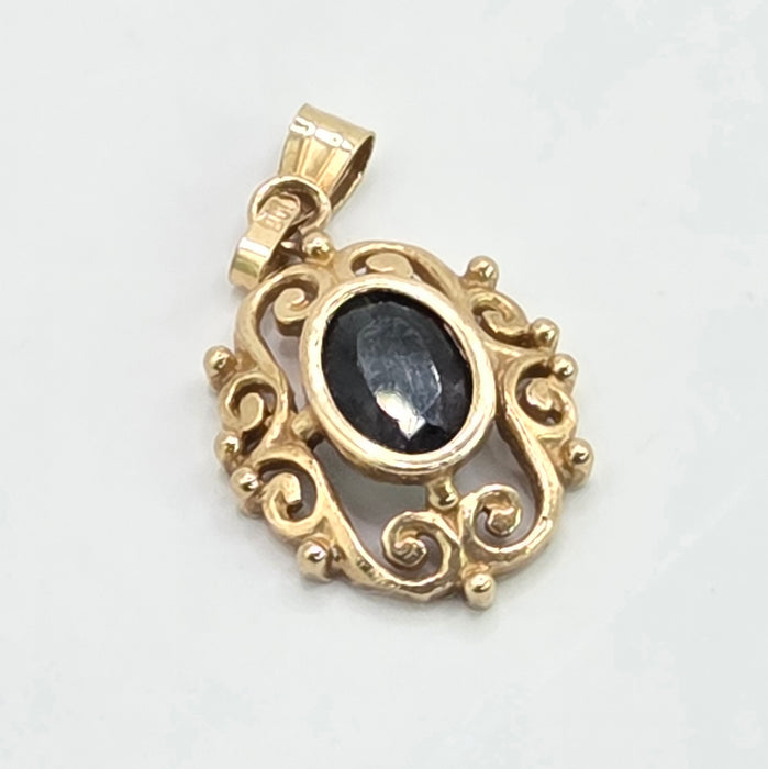 Vintage: 9ct Yellow Gold Sapphire Scrollwork Pendant