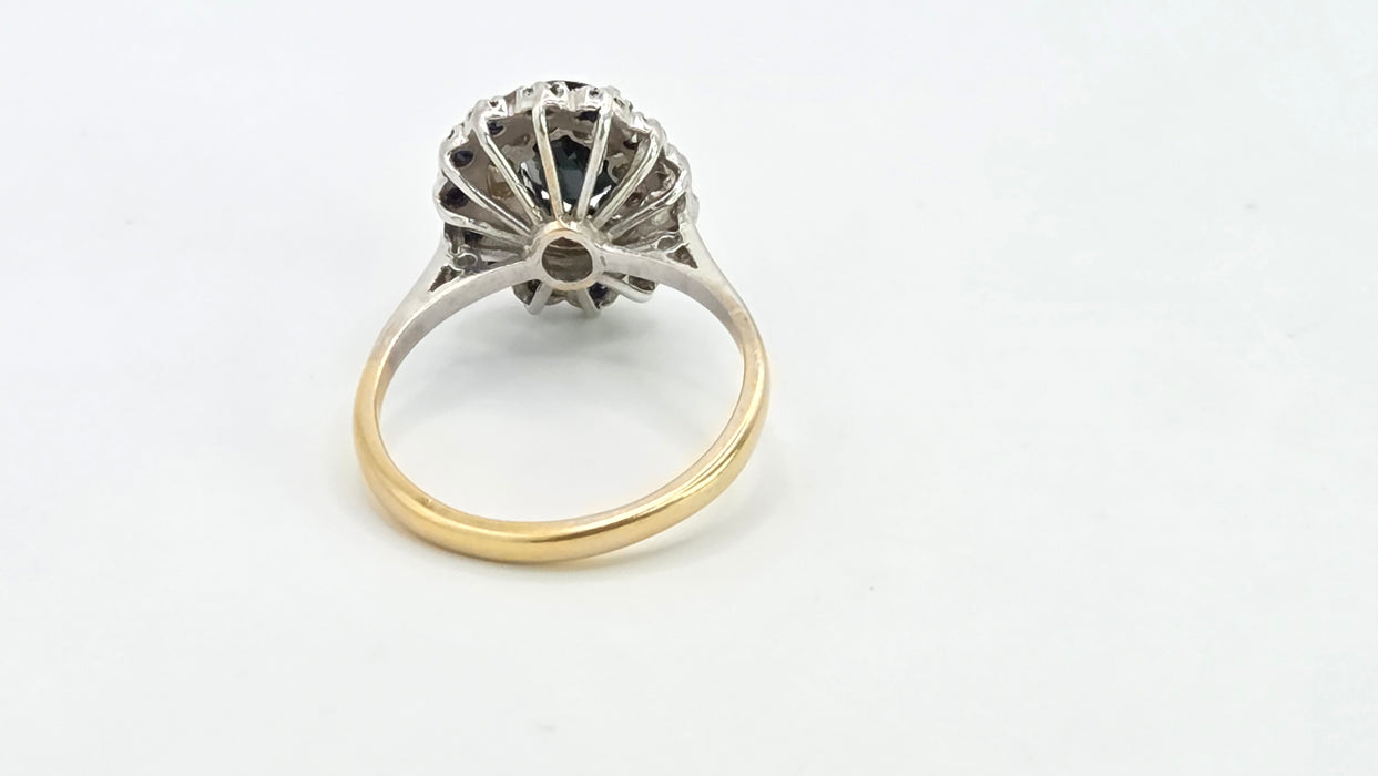 Vintage: 18ct Yellow Gold Sapphire & Diamond Oval Dress Ring — From 1977