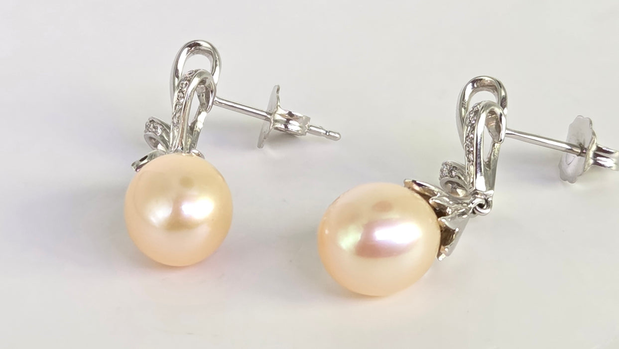 Vintage: 18ct White Gold Pink Freshwater Pearl & Diamond Drop Earrings