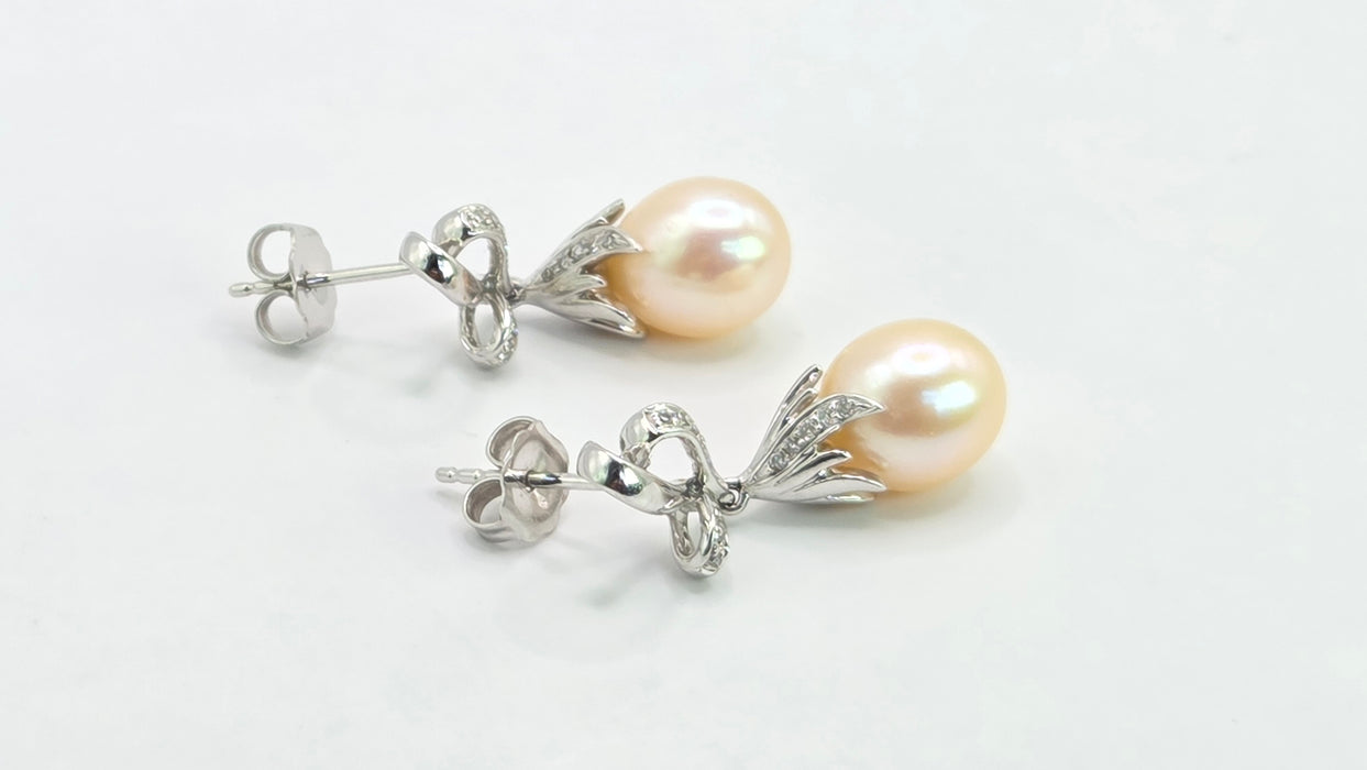 Vintage: 18ct White Gold Pink Freshwater Pearl & Diamond Drop Earrings