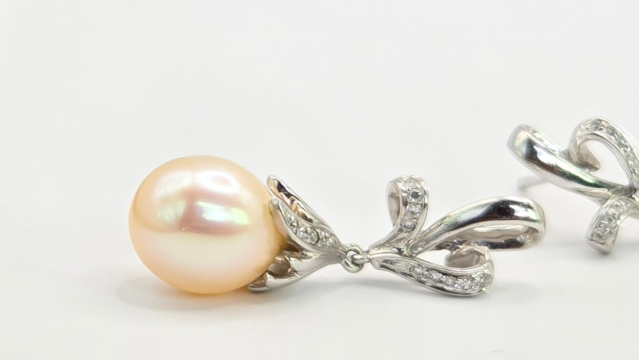 Vintage: 18ct White Gold Pink Freshwater Pearl & Diamond Drop Earrings