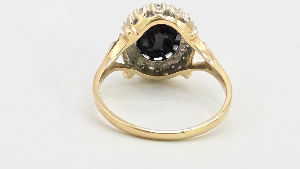 Vintage: 9ct Yellow Gold Sapphire & Diamond Oval Cluster Ring — From 1987