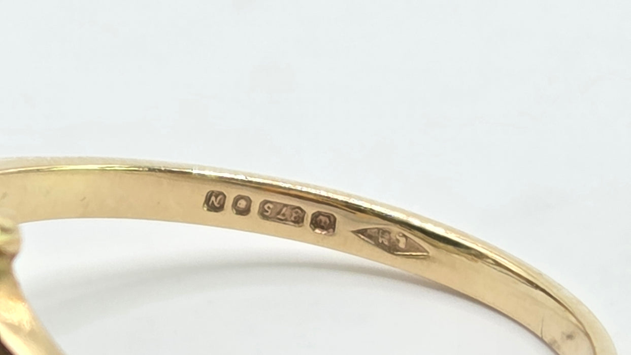 Vintage: 9ct Yellow Gold Sapphire & Diamond Oval Cluster Ring — From 1987