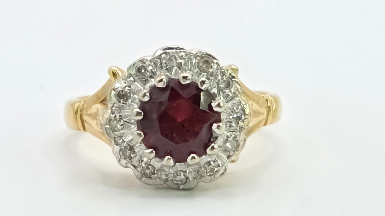 Vintage: 18ct Yellow Gold Garnet & Diamond Round Cluster Dress Ring — From 1977
