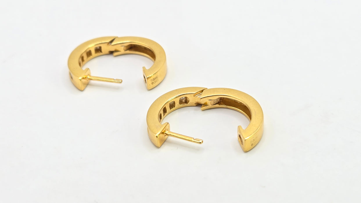 Vintage: 18ct Yellow Gold Channel Set Baguette Diamond Articulated Hoop Earrings — 0.87ct