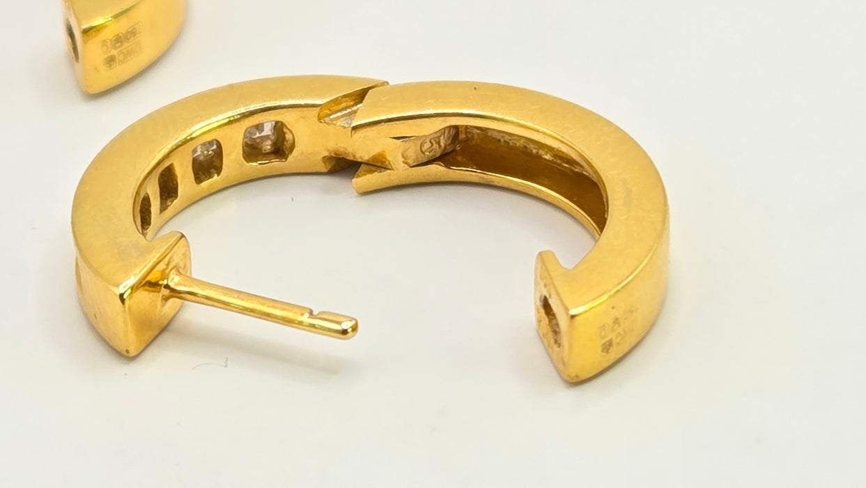 Vintage: 18ct Yellow Gold Channel Set Baguette Diamond Articulated Hoop Earrings — 0.87ct
