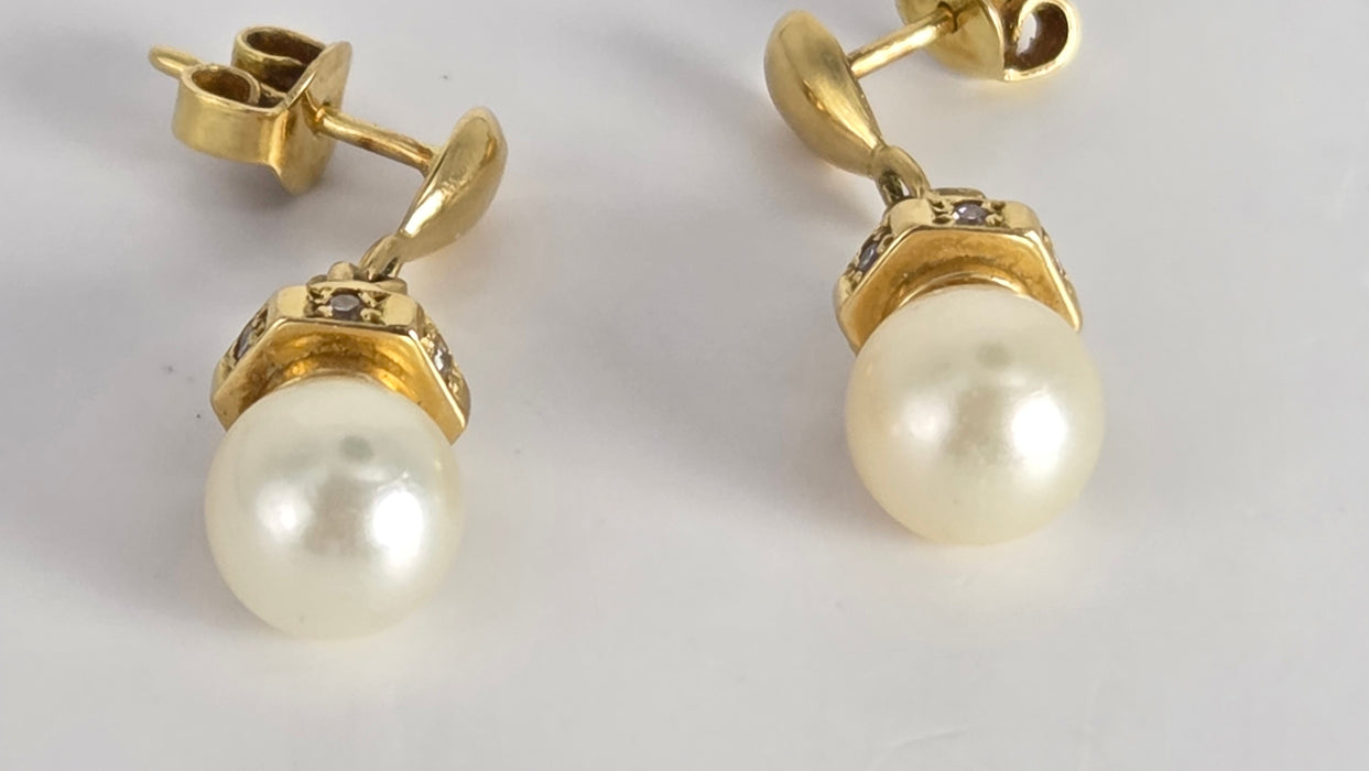 Vintage: 18ct Yellow Gold Akoya Pearl & Diamond Drop Stud Earrings — From 1997