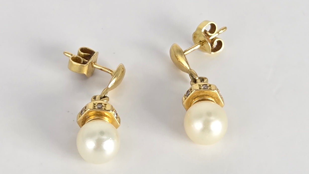 Vintage: 18ct Yellow Gold Akoya Pearl & Diamond Drop Stud Earrings — From 1997