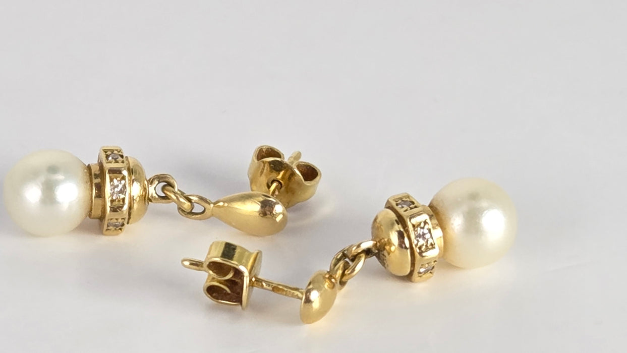 Vintage: 18ct Yellow Gold Akoya Pearl & Diamond Drop Stud Earrings — From 1997