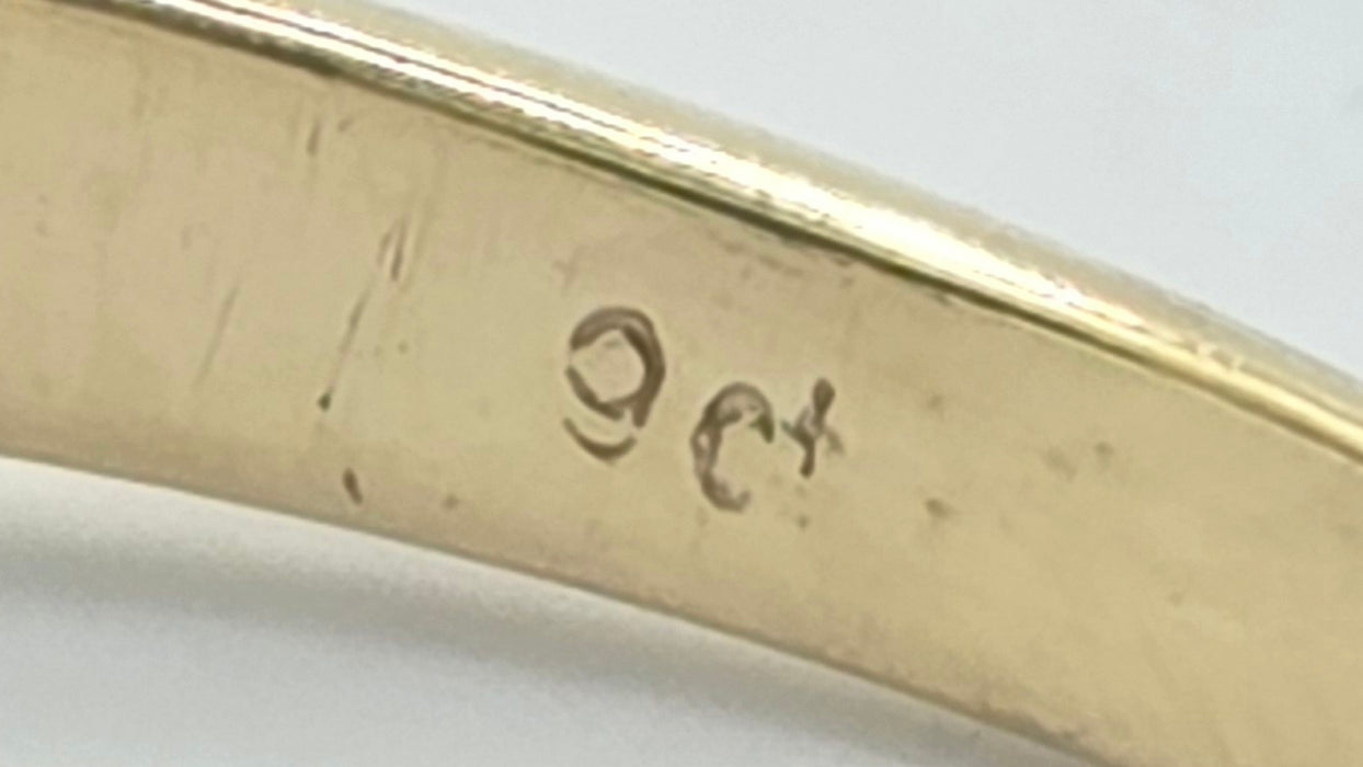 Vintage: 9ct Yellow Gold Heart Cut Sapphire Solitaire Ring — From 1992
