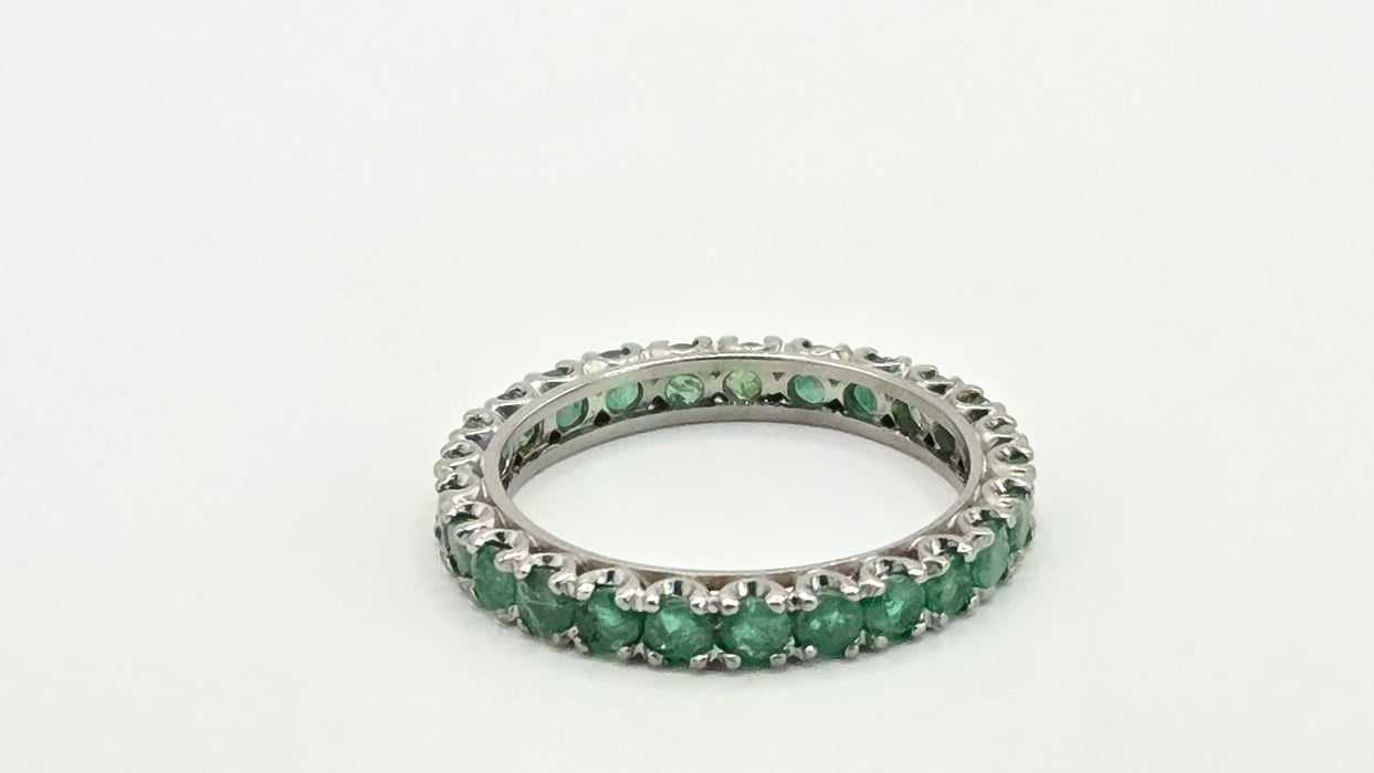 Vintage: 9ct White Gold Emerald Full Eternity Ring
