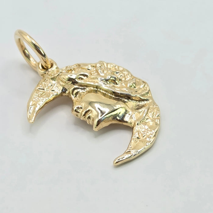Vintage: 9ct Yellow Gold Man in the Moon Face Pendant
