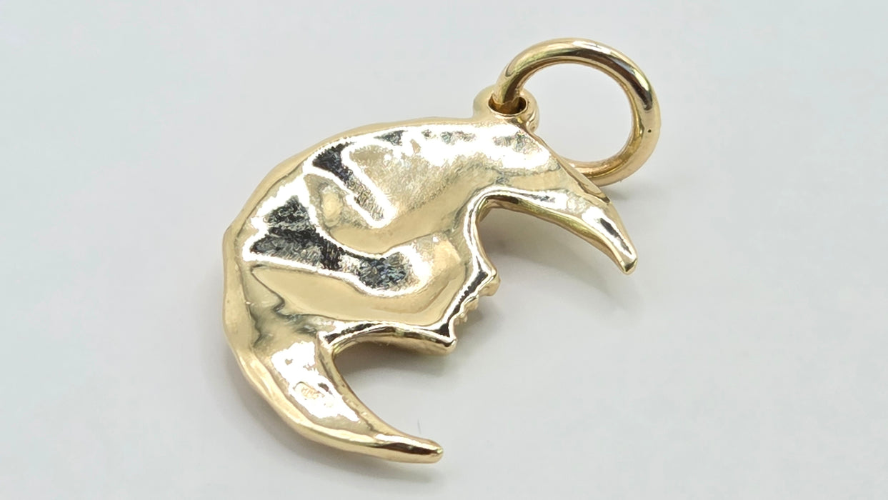 Vintage: 9ct Yellow Gold Man in the Moon Face Pendant