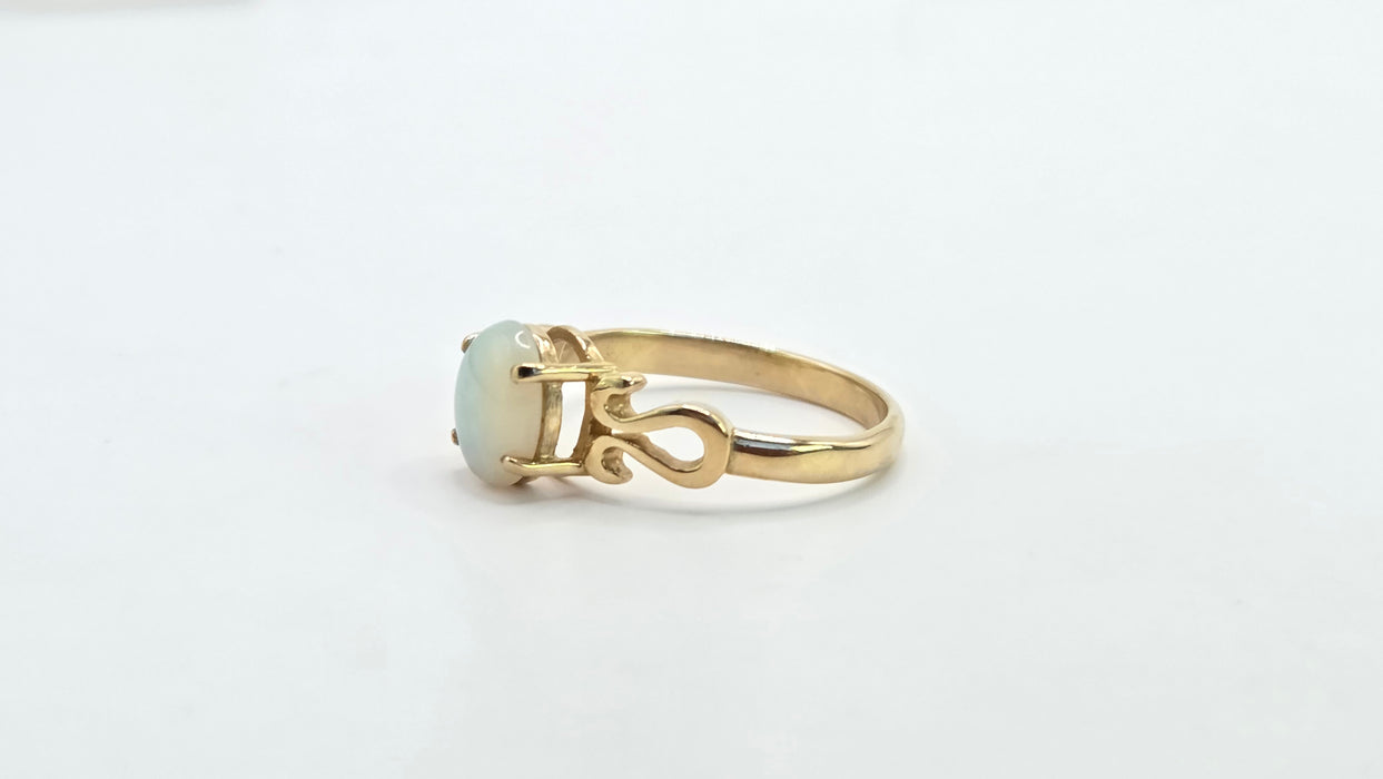 Vintage: 9ct Yellow Gold Oval Opal Scrollwork Solitaire Ring