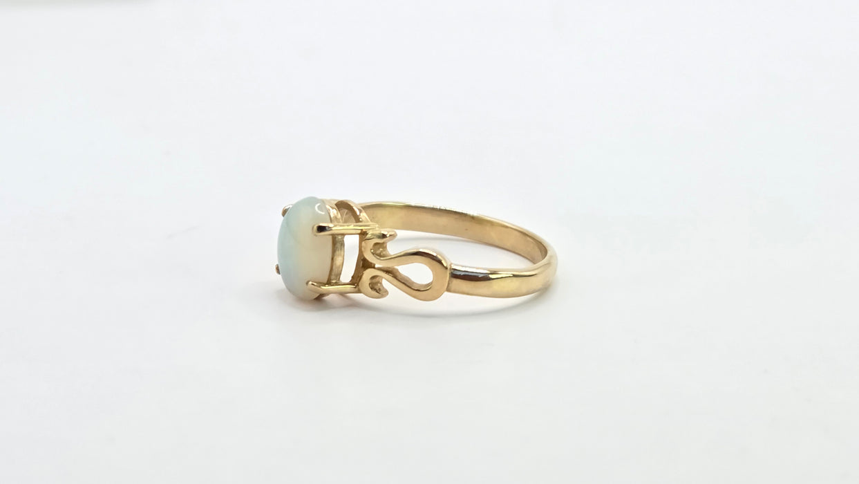 Vintage: 9ct Yellow Gold Oval Opal Scrollwork Solitaire Ring
