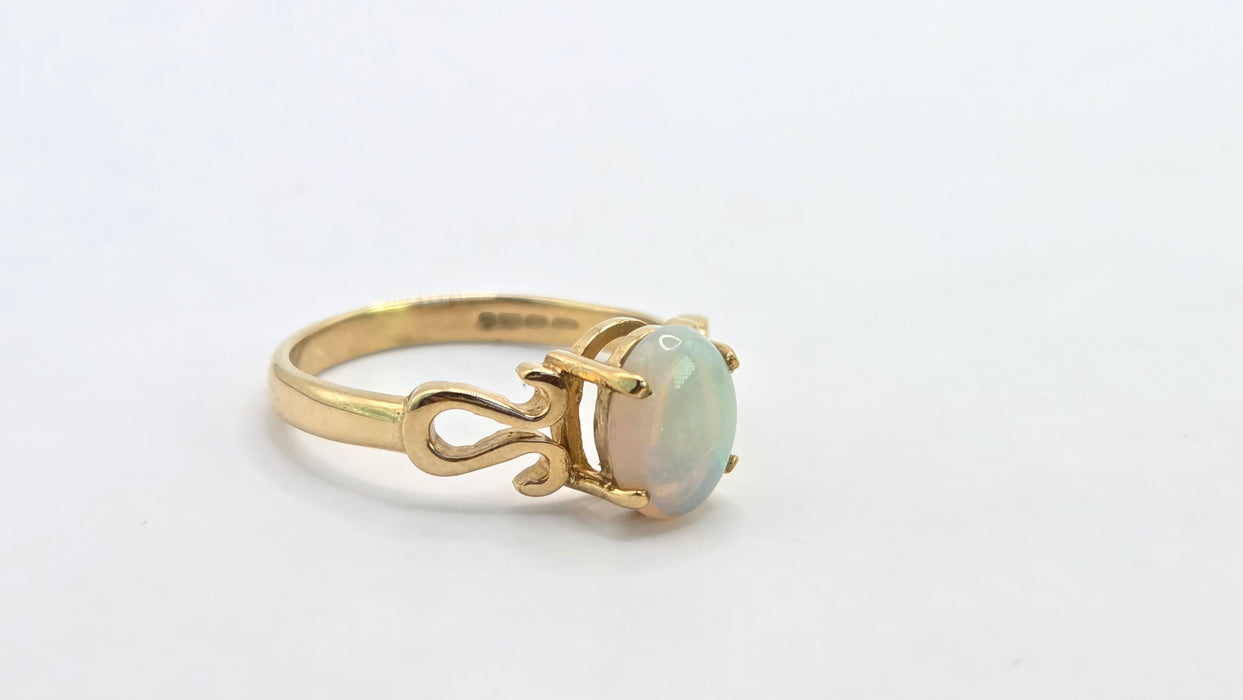 Vintage: 9ct Yellow Gold Oval Opal Scrollwork Solitaire Ring