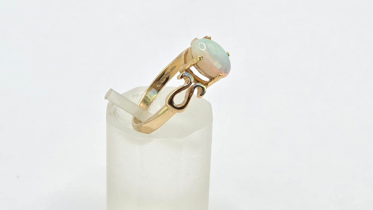 Vintage: 9ct Yellow Gold Oval Opal Scrollwork Solitaire Ring