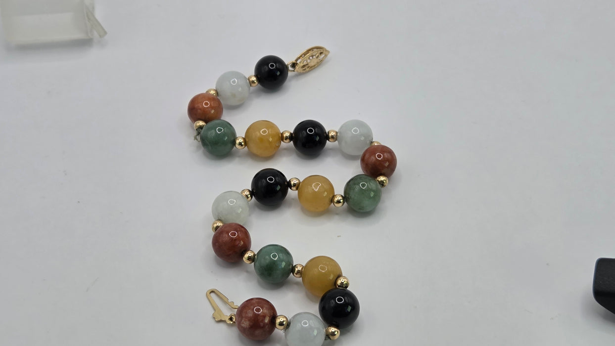 Vintage: 14ct Yellow Gold Multicolour Jade Bead Bracelet with Filigree Clasp