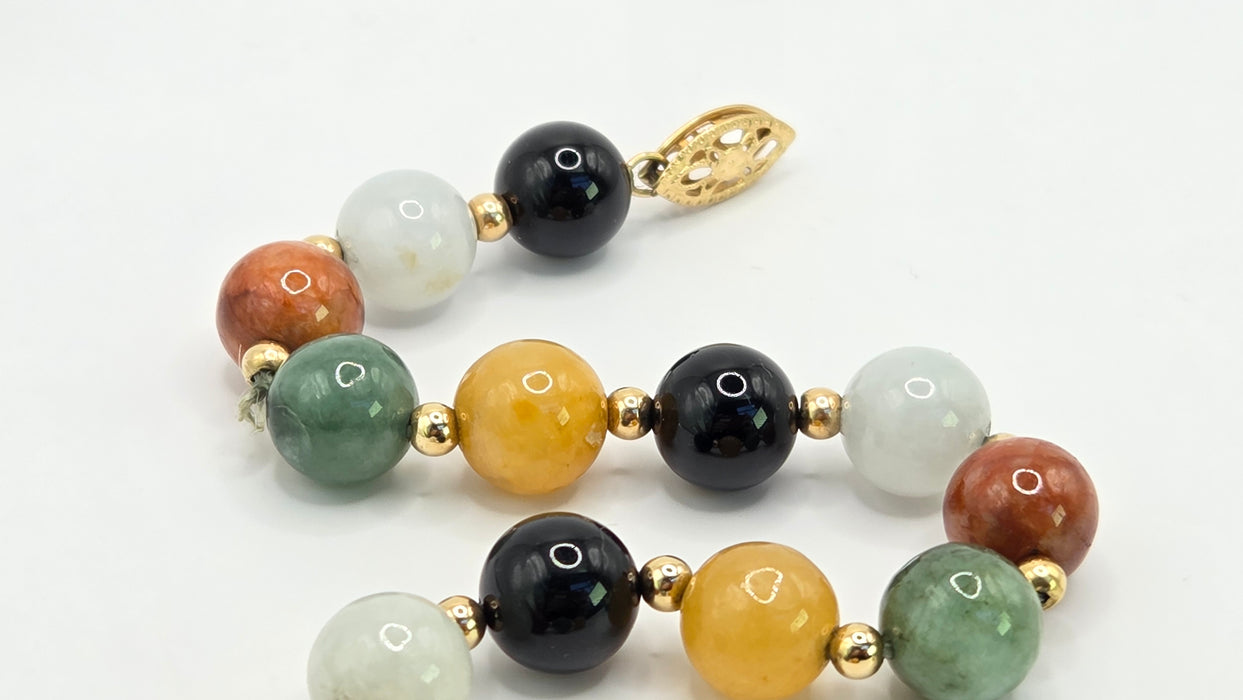 Vintage: 14ct Yellow Gold Multicolour Jade Bead Bracelet with Filigree Clasp