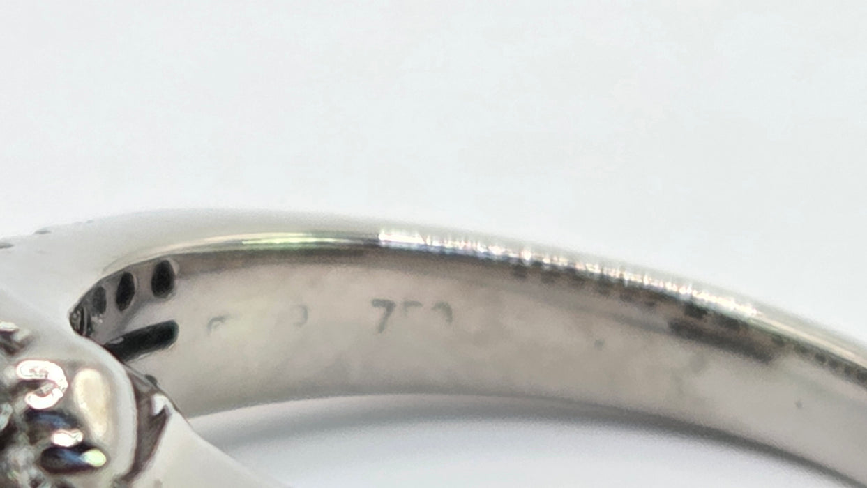 Vintage: 18ct White Gold Princess Cut Diamond Halo Dress Ring — 1.00ct