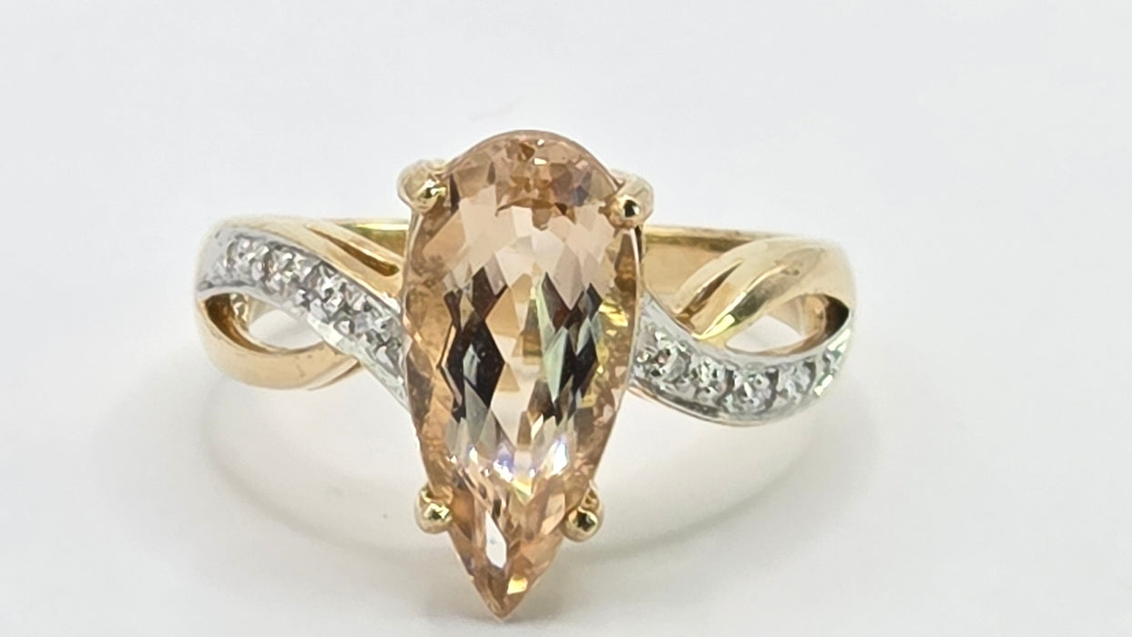 Vintage: 9ct Yellow Gold Pear Cut Morganite & Diamond Crossover Ring