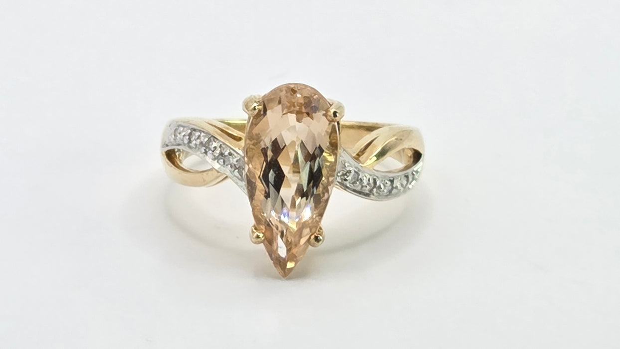 Vintage: 9ct Yellow Gold Pear Cut Morganite & Diamond Crossover Ring