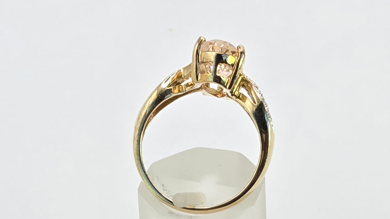 Vintage: 9ct Yellow Gold Pear Cut Morganite & Diamond Crossover Ring